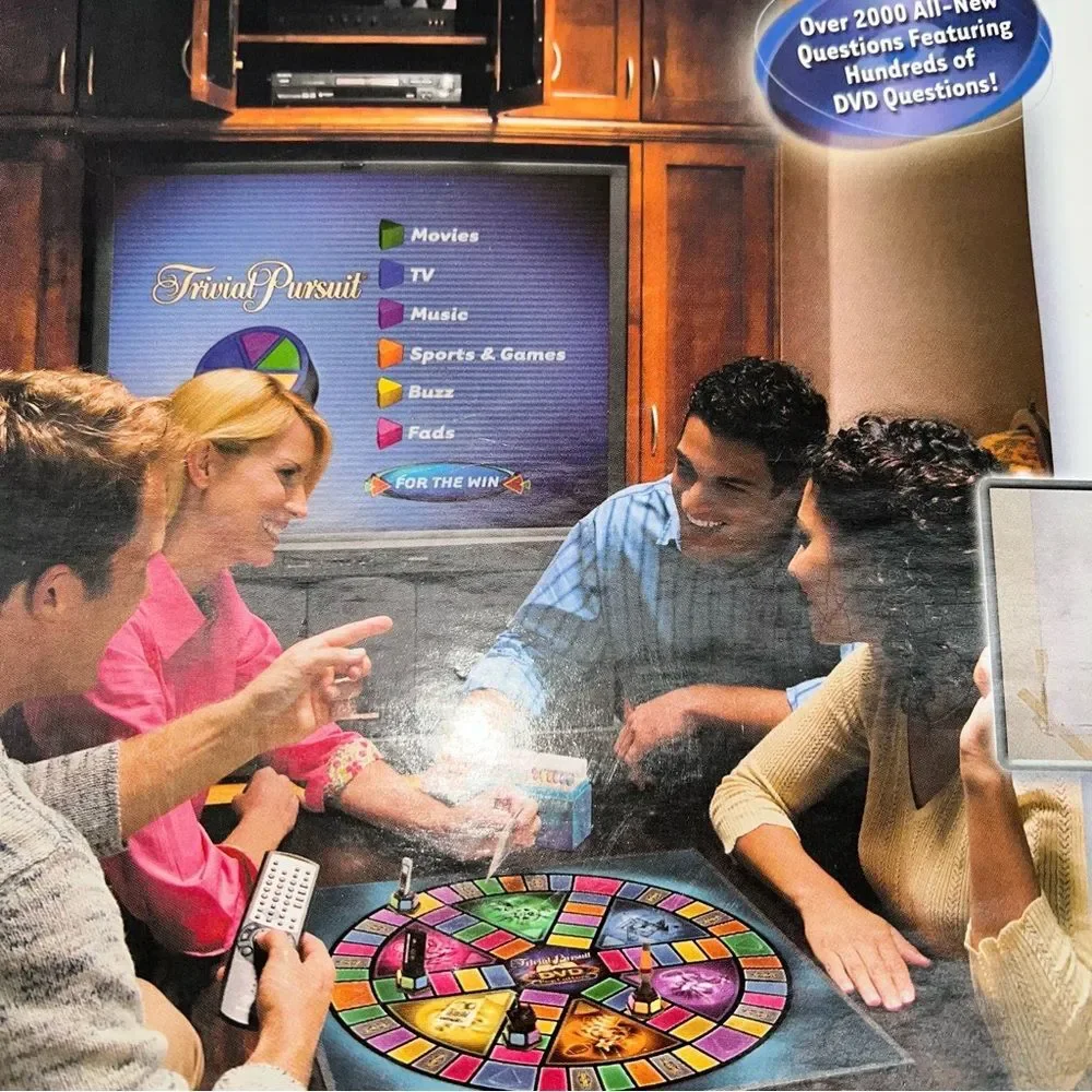 Trivial Pursuit DVD Pop Culture BOARD GAME Parker Brothers 2003-Used
